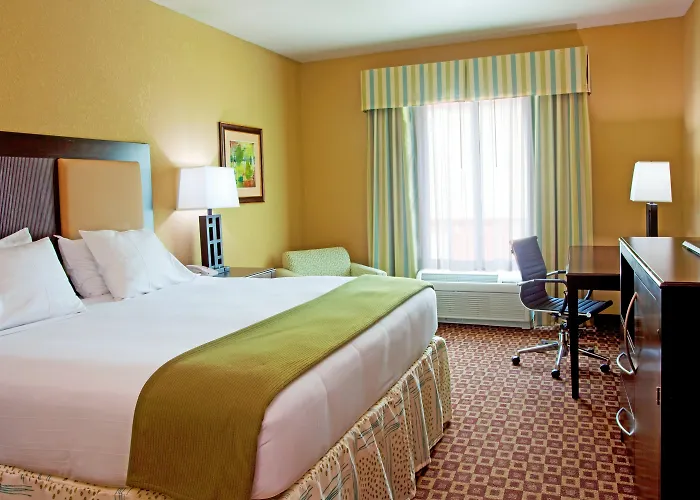 Holiday Inn Express Hotel & Suites Chaffee - Jacksonville West By Ihg